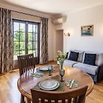 Vallee Verte 4* Razac-sur-lʼIsle